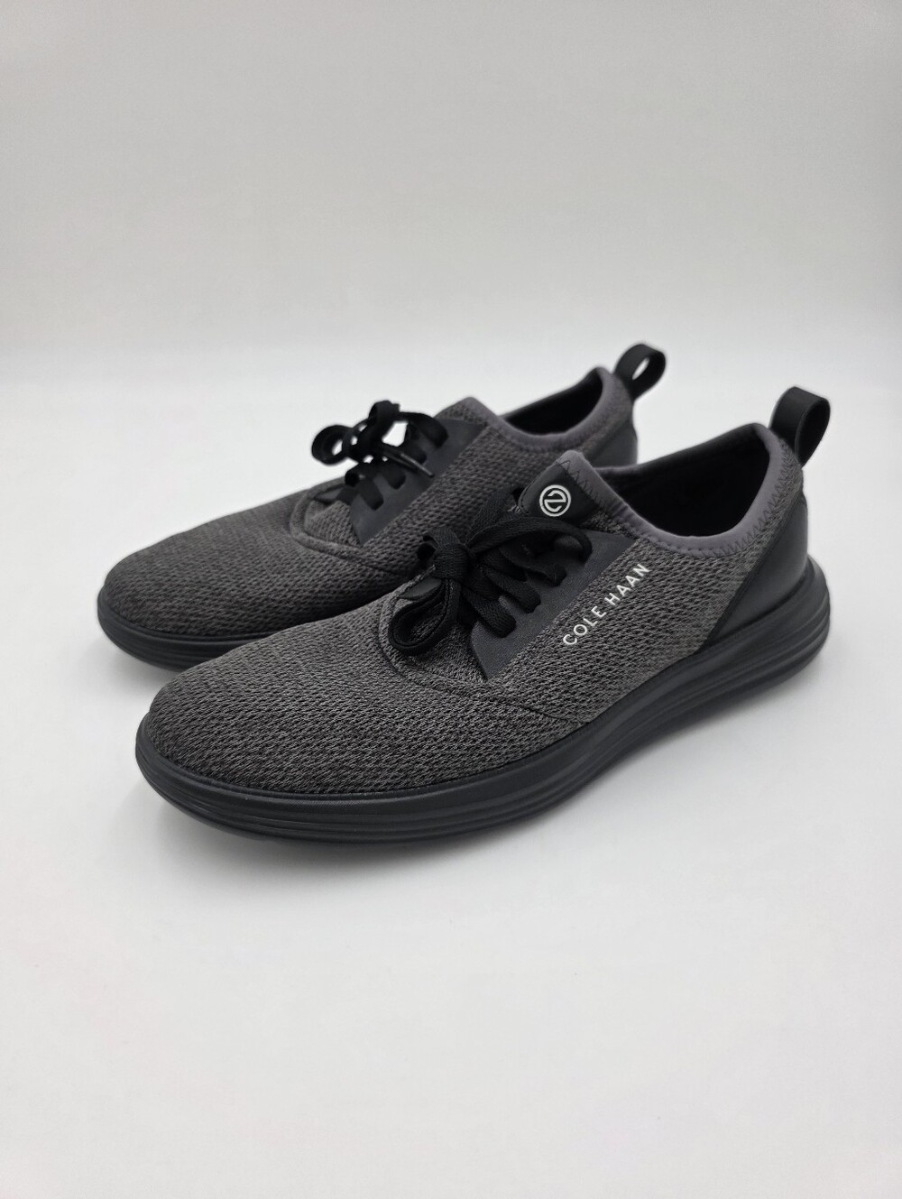 Cole Haan Men's Grandsport Journey Knit Sneakers Gray Size 10M.